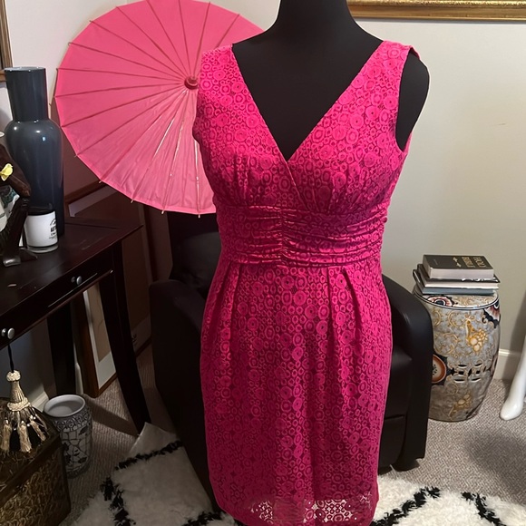 Fun fuschia lace by Trina Turk! - Picture 1 of 8